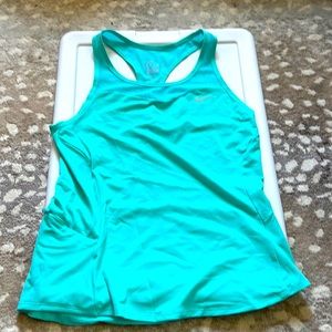 nike dri-fit tank with zipper pocket